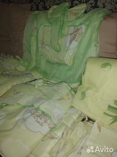 Балдахин в кроватку и бортики