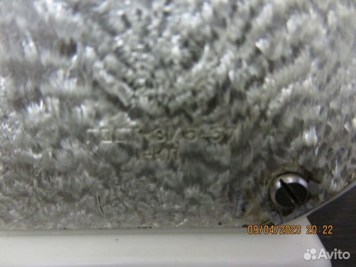 Часы настольные старинные ечз (наири) 1962год