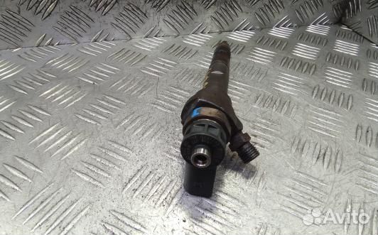 Форсунка дизельная skoda octavia A7 (HUK19AL03)