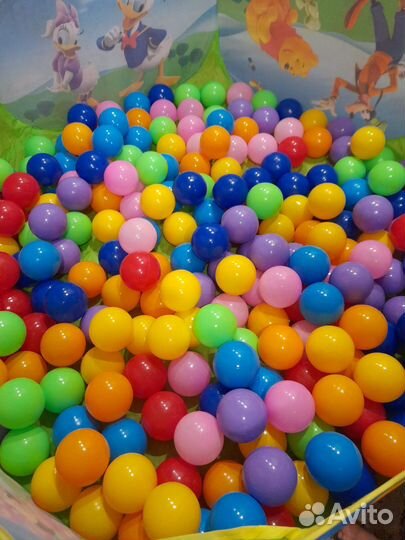 Бассейн с шариками