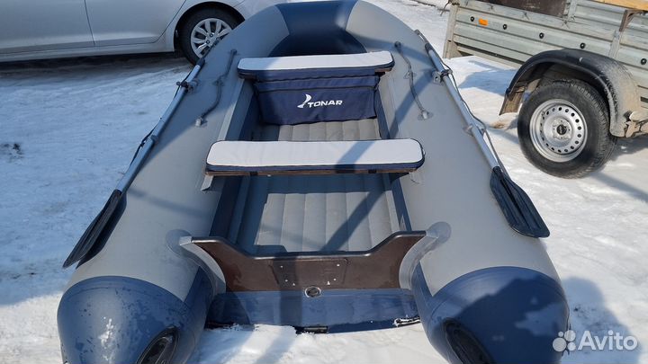 Лодка Флагман 350