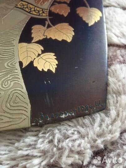 Гравюра «девушка у березки»