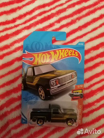 Hot wheels th