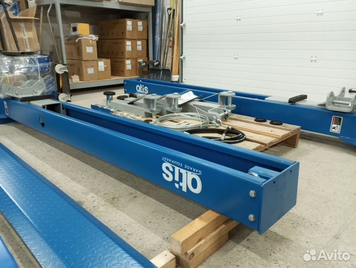 Подъемник двухстоечный atis T4