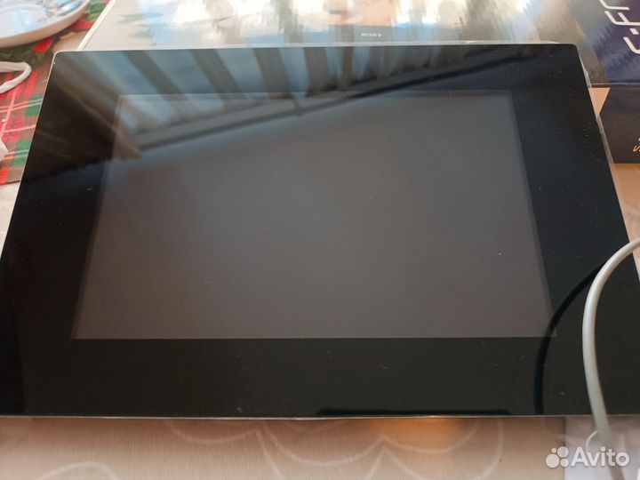 Цифровая фоторамка sony