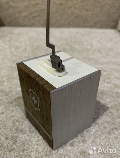 Подставка для складных ножей Victorinox