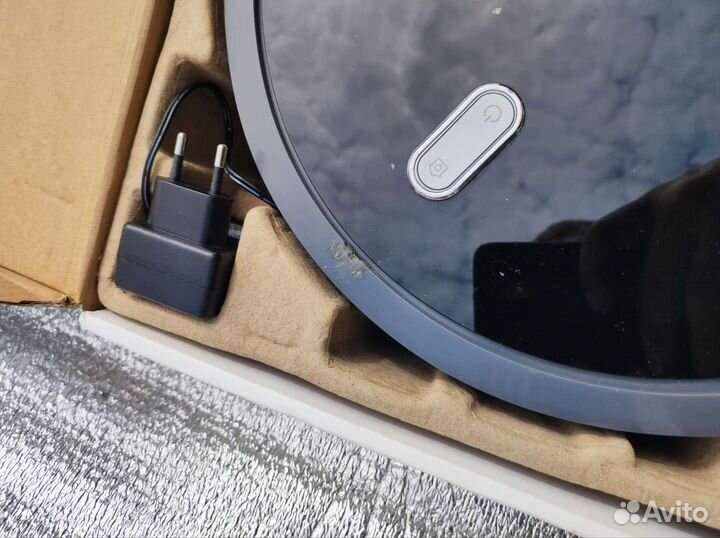 Робот-пылесос айбото аква v715b