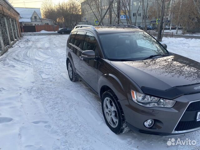 Mitsubishi Outlander 2.4 CVT, 2010, 200 000 км