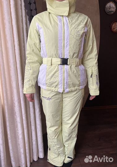 Лыжный костюм женский