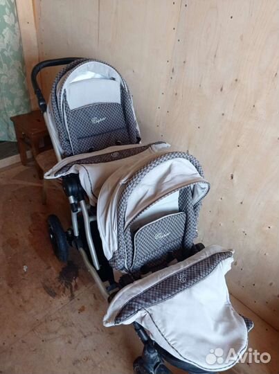 Коляска для двойни