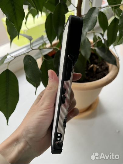 Чехол на iPhone 13 pro