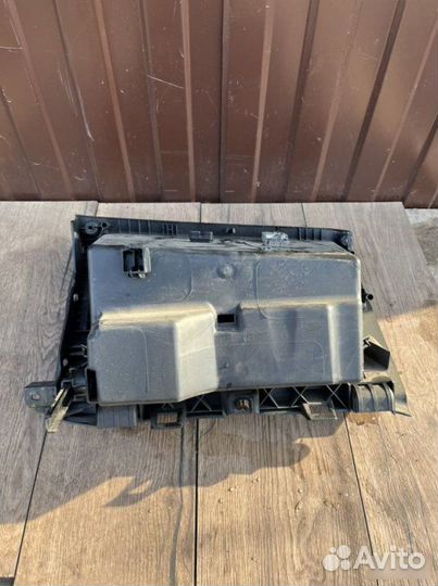 Бардачок Opel Astra GTC 1.4 2012