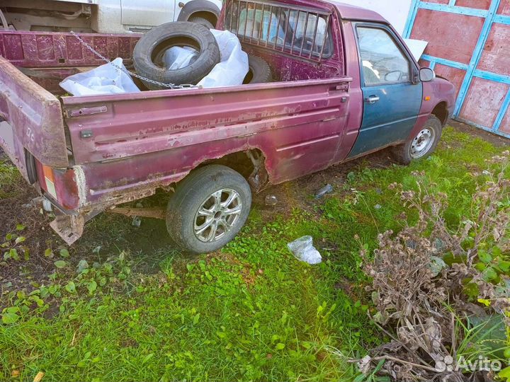 ИЖ 2717 1.7 МТ, 2000, 150 000 км