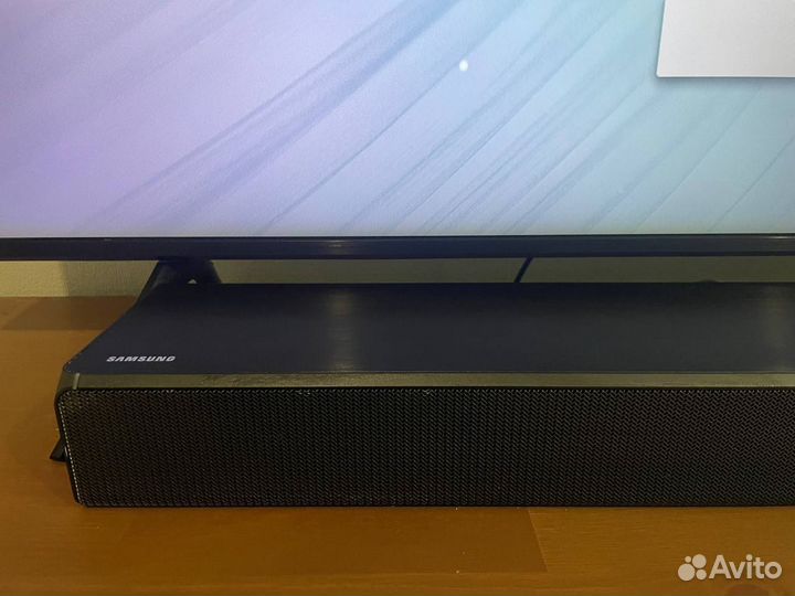 Телевизор samsung 65 дюймов SMART tv