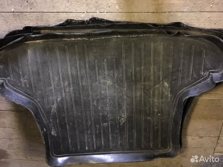 Коврик в багажник