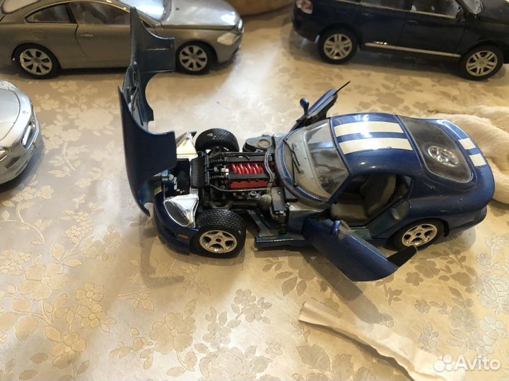 Модельки машин 1/24