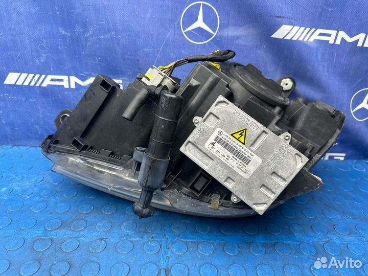 Фара передняя правая Mercedes C200 W204 271.950