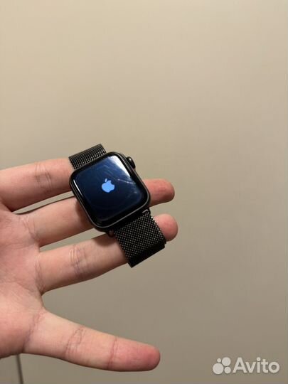 Часы Apple Watch SE 40mm