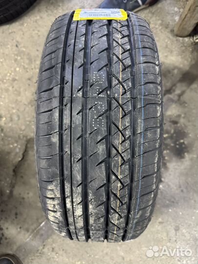 Sonix Prime UHP 08 195/45 R16