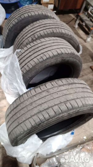Kumho Radial 798 Plus 235/55 R18