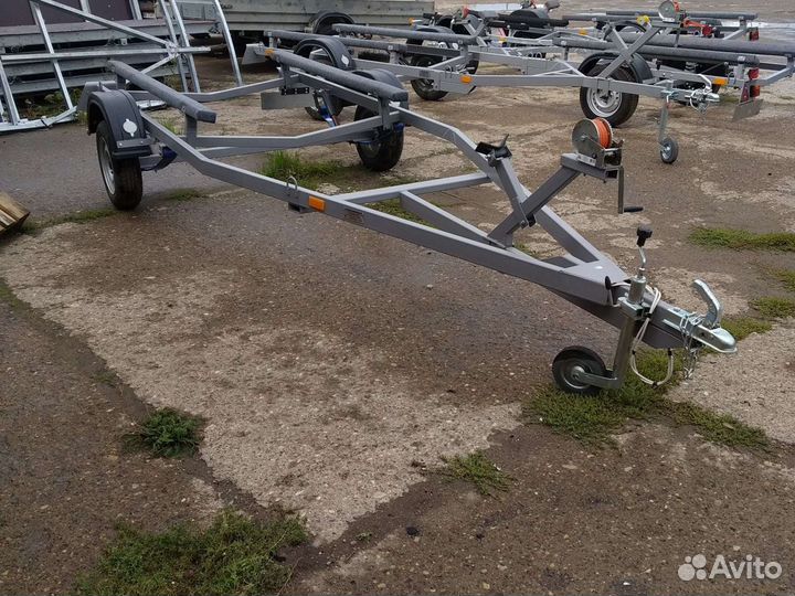 Лодочный прицеп бу до 5 м от пфс