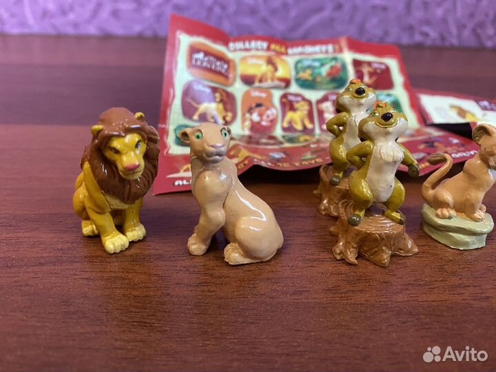 Игрушки серия киндер ландрин Король Лев