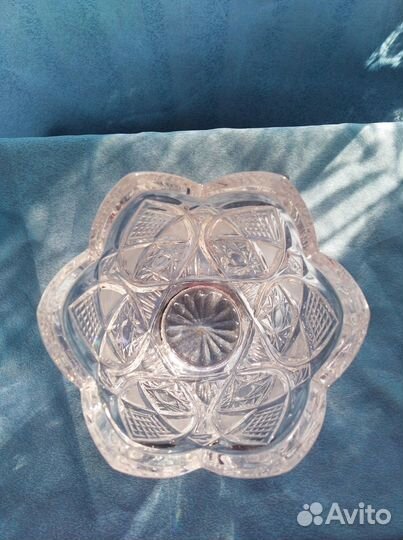 Хрустальные вазы,салатники