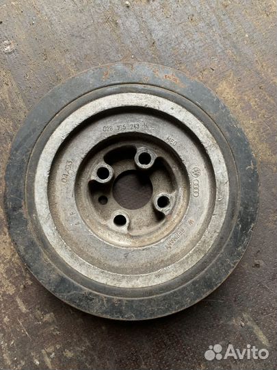 Шкив коленвала Volkswagen 1.9 028105243H