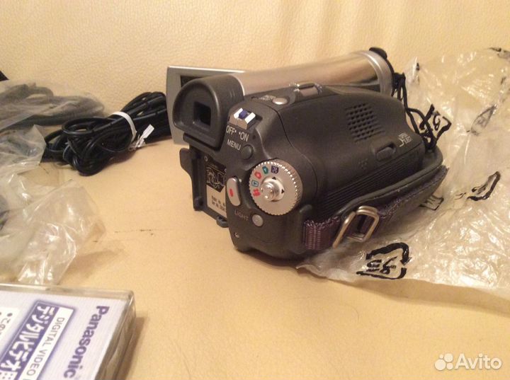 Видеокамера Panasonic NV-GS57