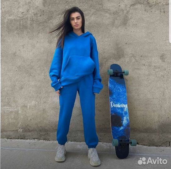 Спортивный костюм, новый, р. 42-44