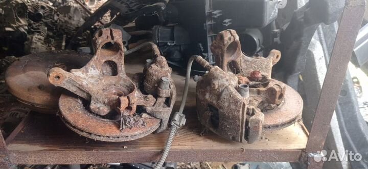 Поворотный Кулак Ford KA 1 1996