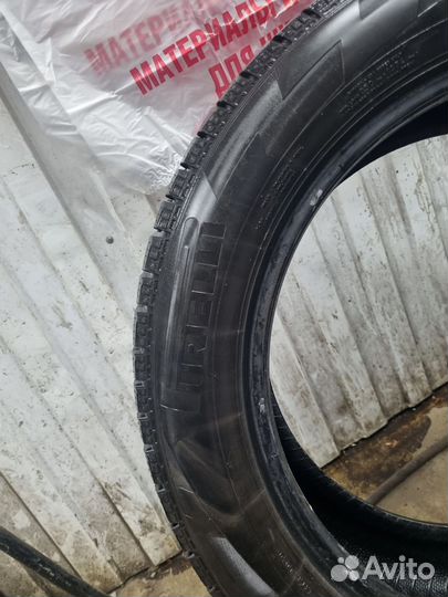 Pirelli Ice Zero FR 225/55 R18