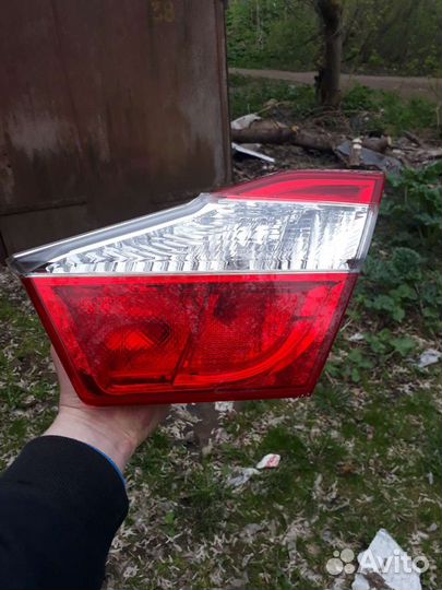 Задний фонарь Камри v50