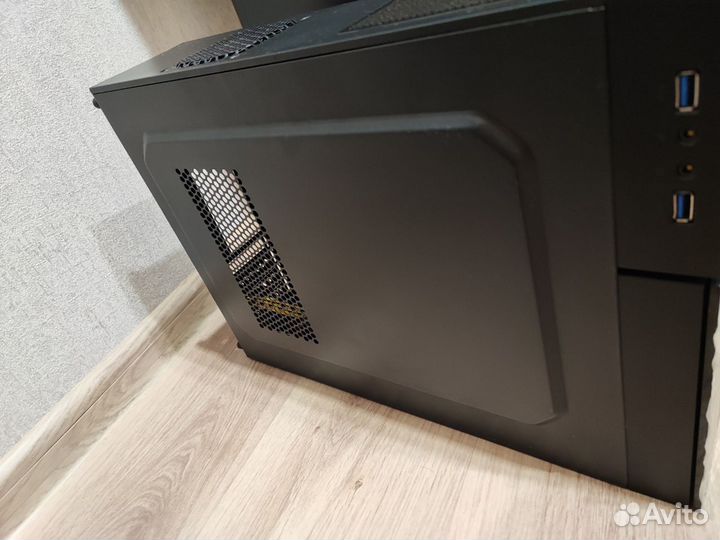 Корпус mATX Aerocool Playa Slim, черный