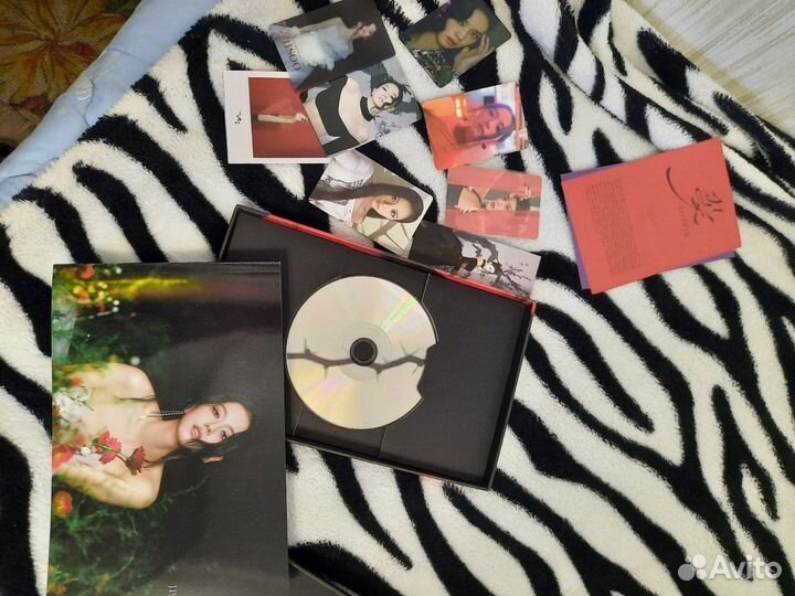 Альбом Blackpink Джису Jisoo ME (Black ver)