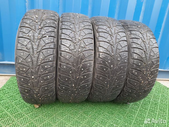 Rosava SnowGard 215/60 R16 117T