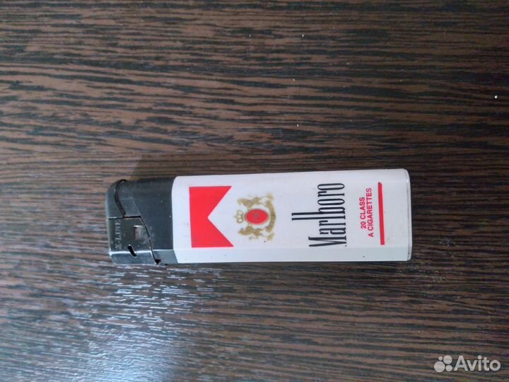 Зажигалка 80- х винтаж