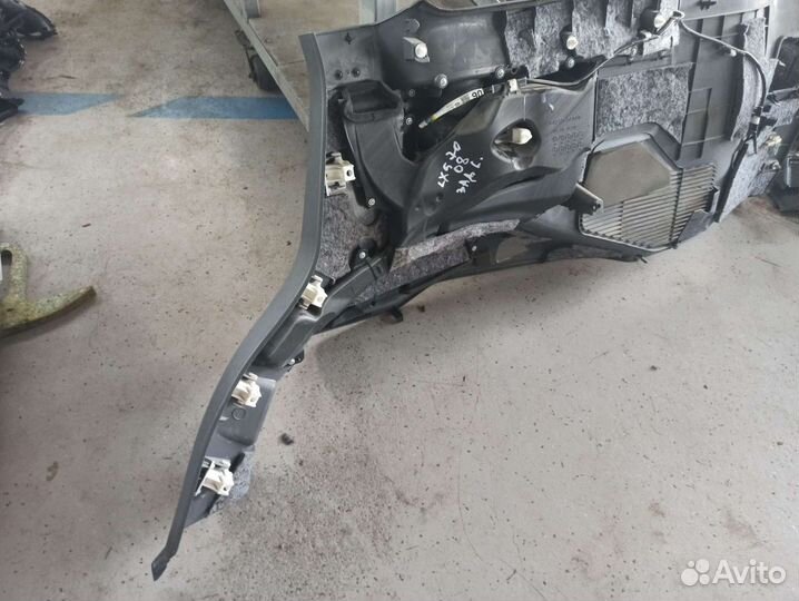 Обшивка багажника задняя левая Lexus LX 570