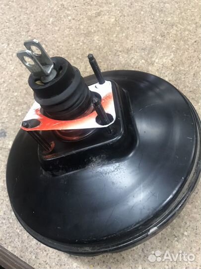 Тормозной вакуумник Ford Focus 2 6M512B195FB