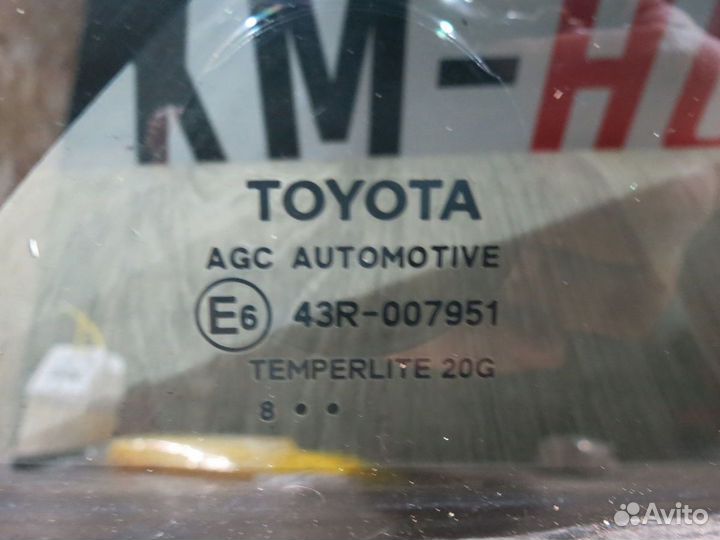Форточка Toyota Camry 40