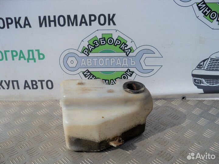 Бачок омывателя Volkswagen Transporter T3
