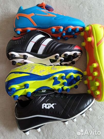 Футбольные бутсы