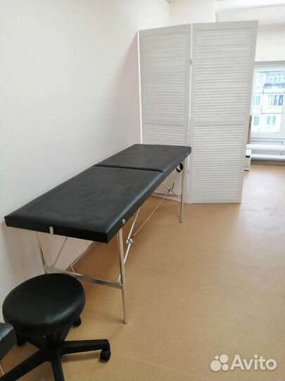 Кушетка базовая с вырезом и без