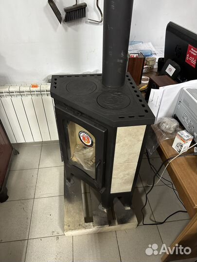 Печь камин угловая с плитой