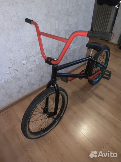 Трюковой велосипед bmx