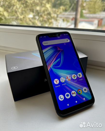 ASUS Zenfone Max (M2) ZB633KL, 3/32 ГБ