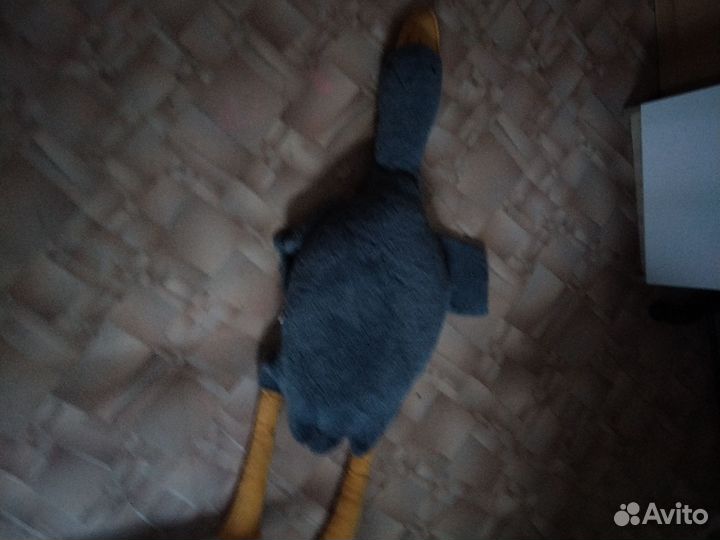 Продам плюшевого гуся