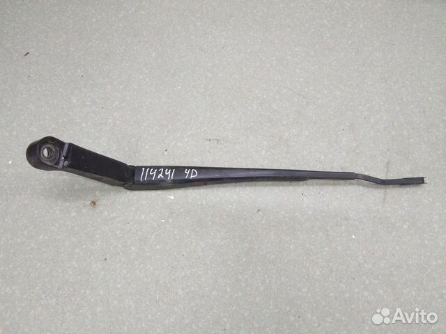 Поводок стеклоочистителя передний правый Honda Civ