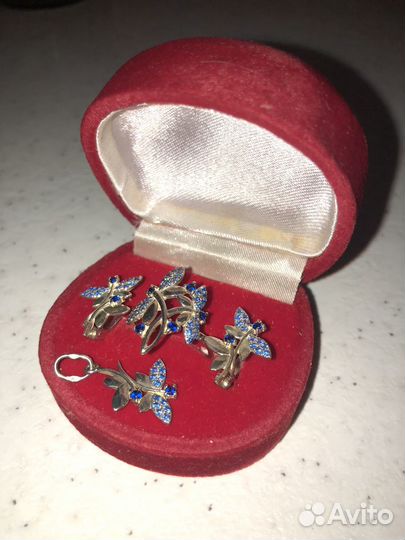 Серебрянный комплект