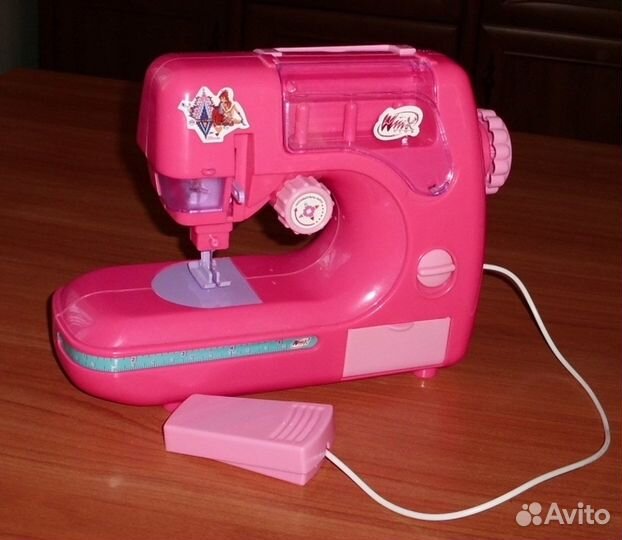 Игровая швейная машина Winx 24х9х18 см